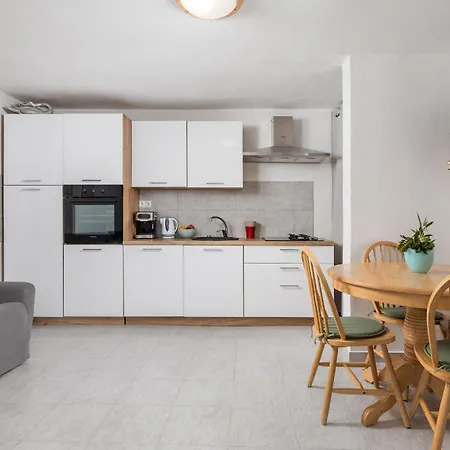Apartment Helix